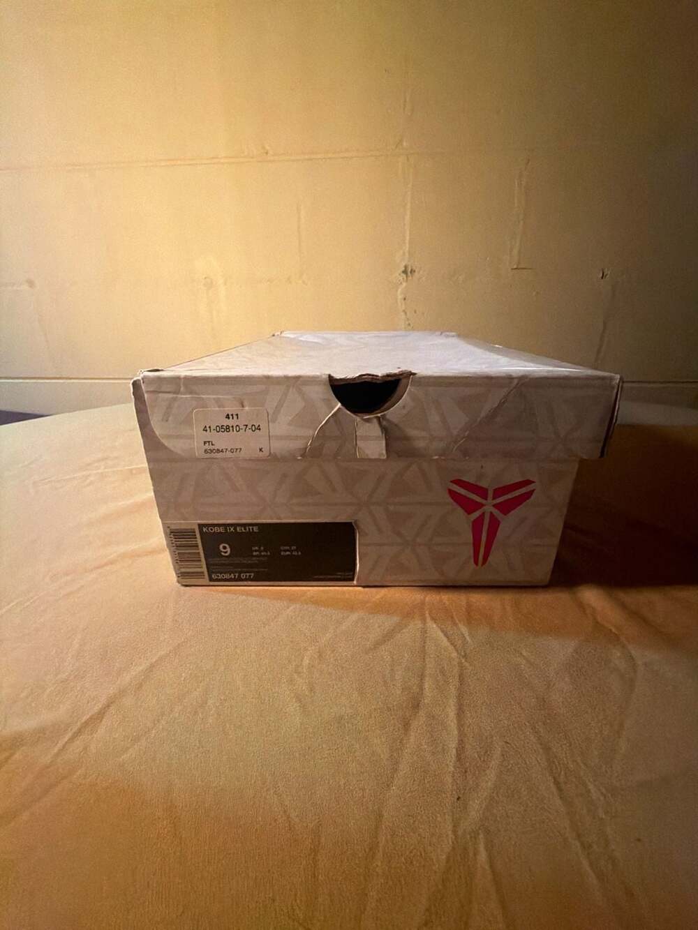 Nike Kobe IX Elite Basketball Shoes Black Metallic Gold Volt Anthracite Size 9